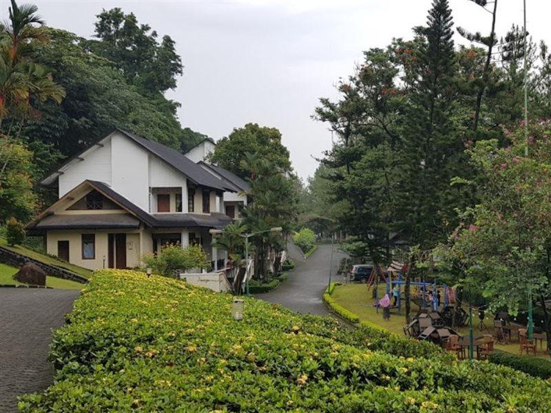 กูนุง เกอลิส คอตเทจ แมเนจ บาย รอยัล ทิวลิป Hotel โบกอร์ ภายนอก รูปภาพ