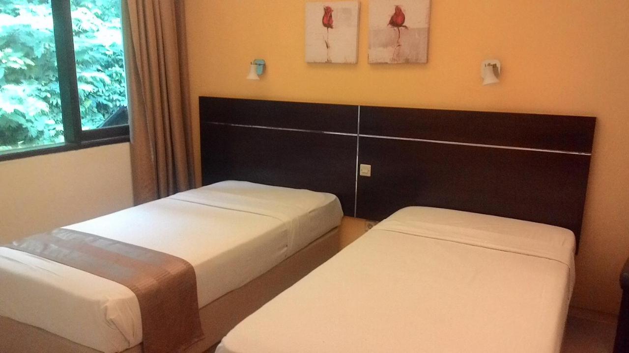 กูนุง เกอลิส คอตเทจ แมเนจ บาย รอยัล ทิวลิป Hotel โบกอร์ ภายนอก รูปภาพ